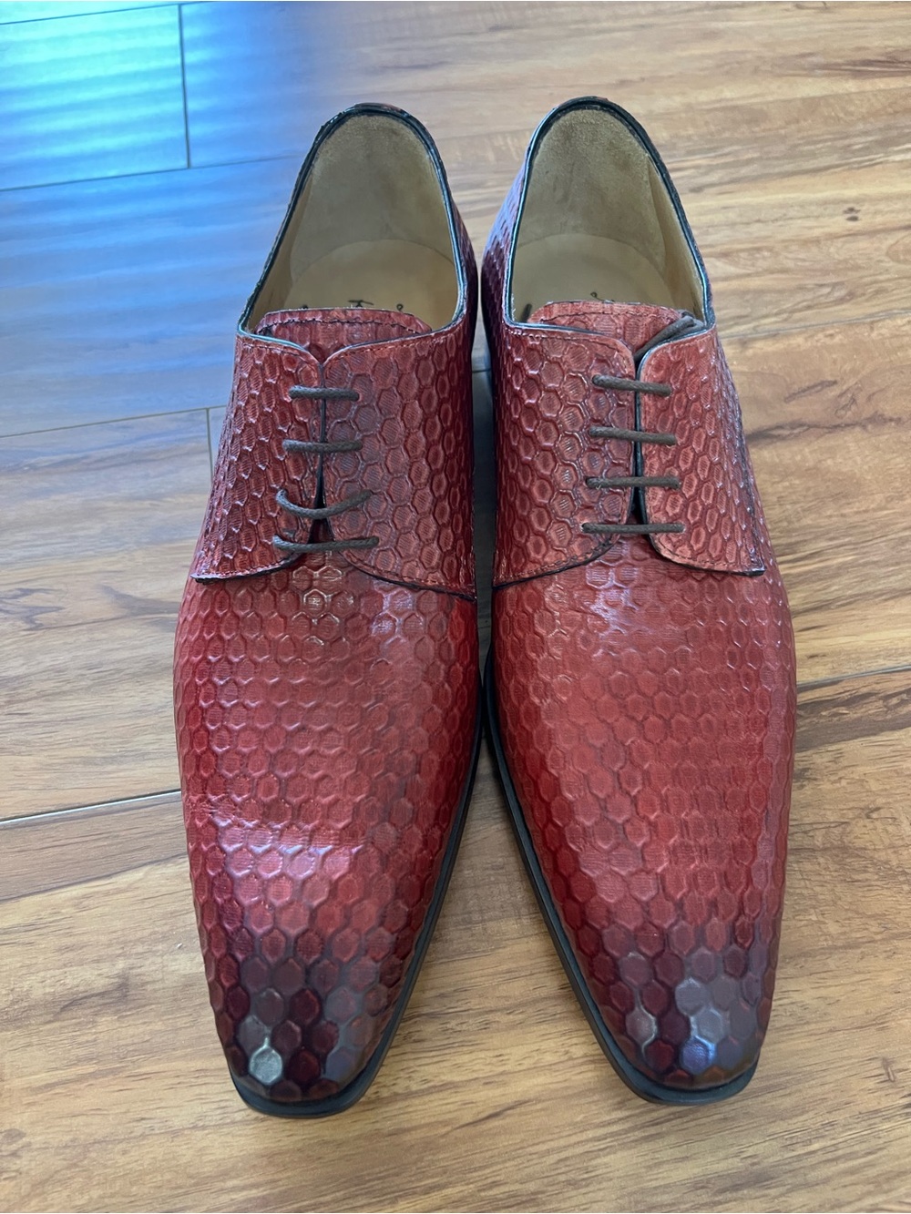 Men's Red Textured Dress Shoes - Classic Lace-Up